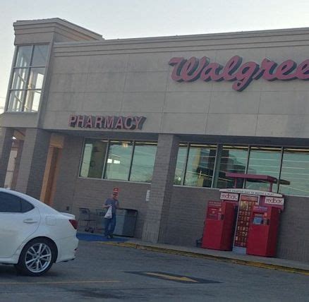 Walgreens pharmacy lake charles la - Everything we do starts with your well-being. If you're starting a specialty medication for a chronic condition, we're here to answer all your questions and ...